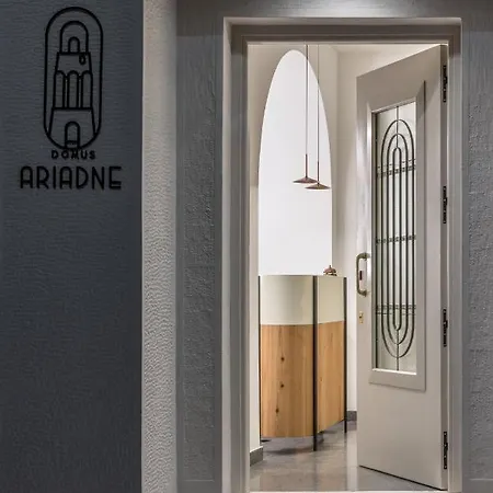 Domus Ariadne Ξενοδοχείο με διαμερίσματα *